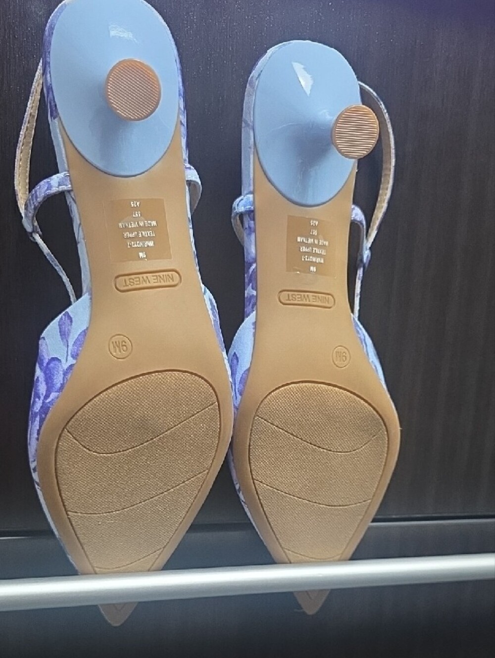 Nine West Lavender Blue Floral Pointed Slingback Heels - Picture 4 of 4